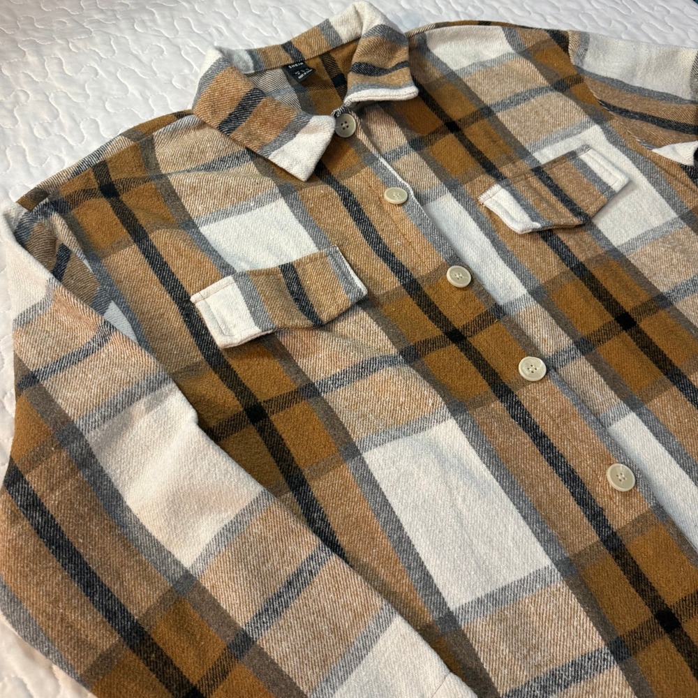 Button Down Shirt Women Medium Brown Plaid Flannel Shacket CABIN RUSTIC COZY